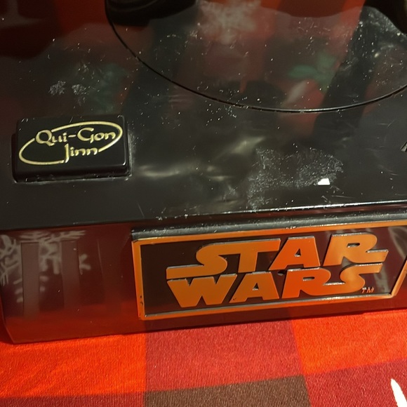 Star Wars 1999 Qui Gon Jinn Thinkway Interactive Mechanical Talking Bank - Picture 6 of 6